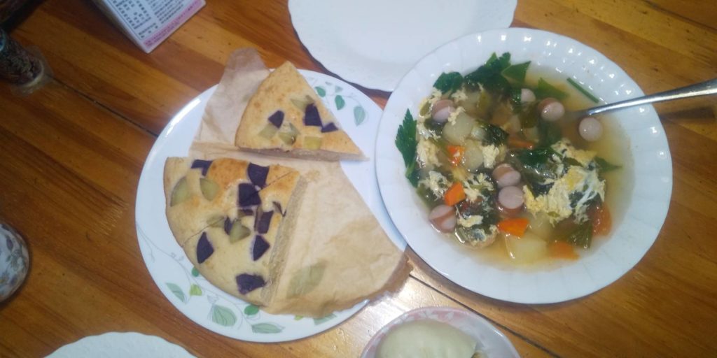 サツマイモ入りホットケーキの写真